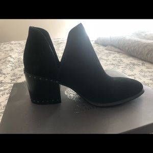 Vince Camuto Petran bootie
